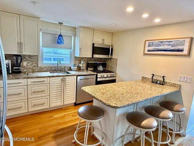 48 W Granada Drive, Brick, NJ 08723