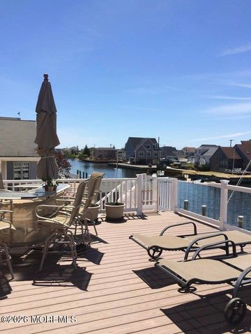 48 W Granada Drive, Brick, NJ 08723