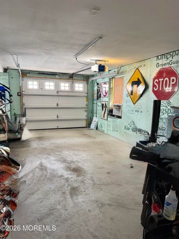 48 W Granada Drive, Brick, NJ 08723