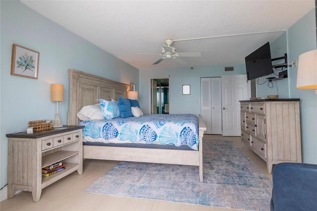 17900 GULF BOULEVARD 11C, Redington Shores, FL 33708