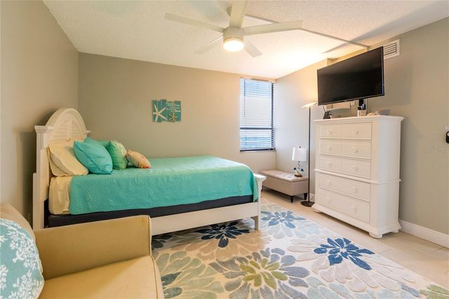 17900 GULF BOULEVARD 11C, Redington Shores, FL 33708
