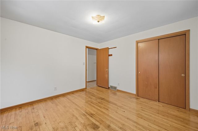 11 Hillside Drive, Girard, OH 44420