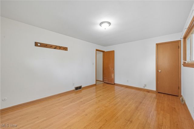 11 Hillside Drive, Girard, OH 44420