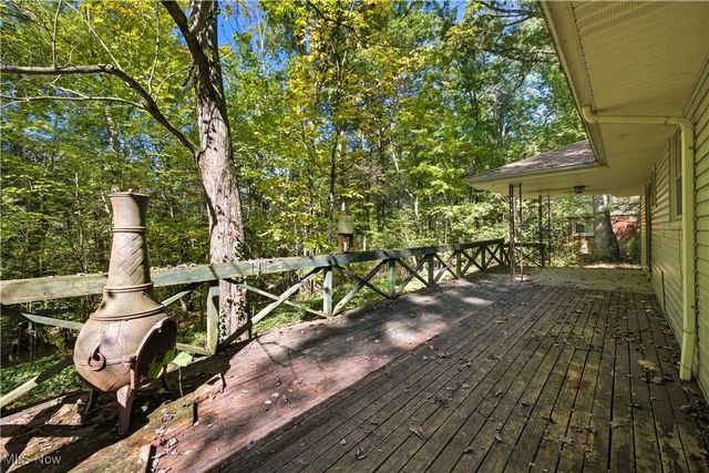 11 Hillside Drive, Girard, OH 44420