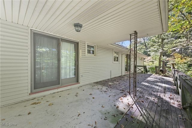 11 Hillside Drive, Girard, OH 44420