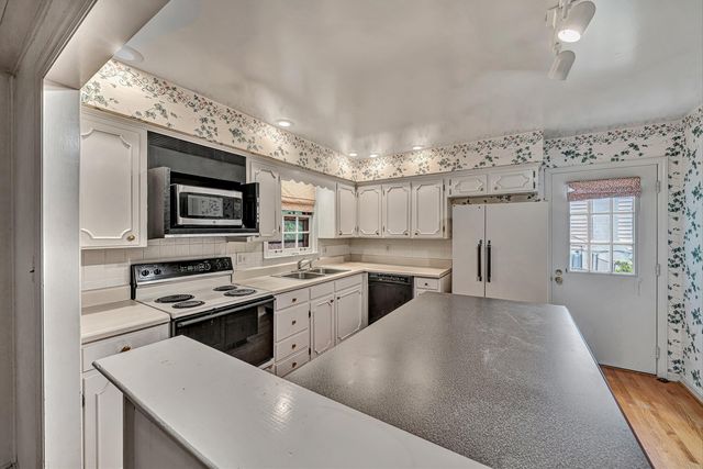 3331 Longhorn RD, Roanoke, VA 24018