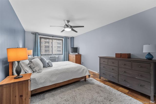 100 E Hartsdale Avenue 3BE, Hartsdale, NY 10530