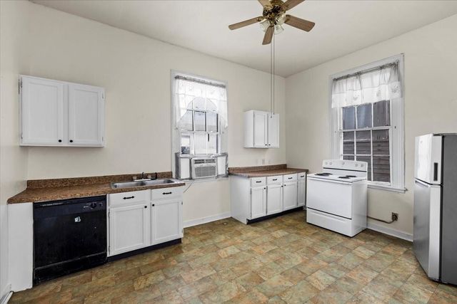 1524 Mechanic Street 2, Galveston, TX 77550