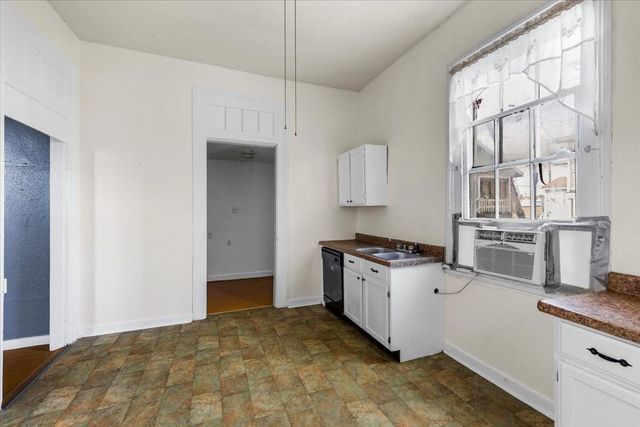 1524 Mechanic Street 2, Galveston, TX 77550