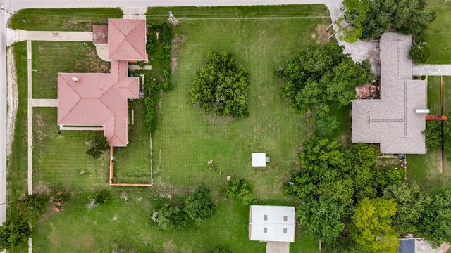 618 W 5th Street, Justin, TX 76247