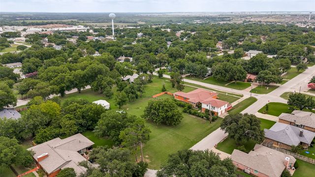 618 W 5th Street, Justin, TX 76247