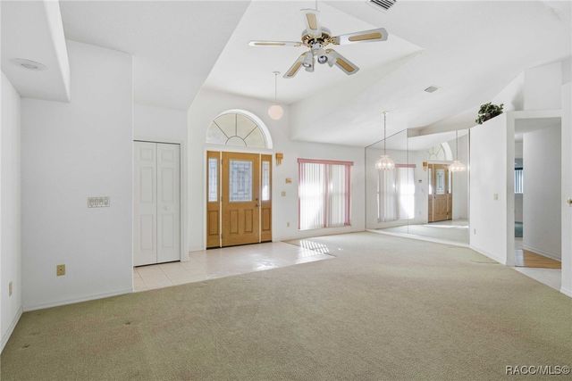 3755 W Douglasfir Circle, Beverly Hills, FL 34465