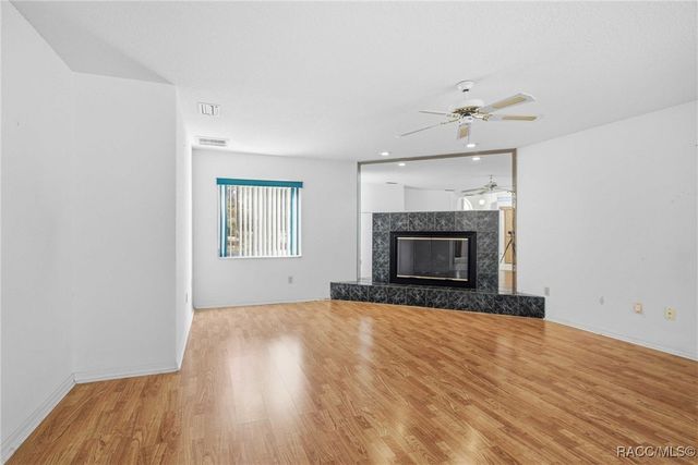 3755 W Douglasfir Circle, Beverly Hills, FL 34465