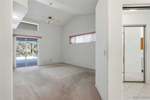 3755 W Douglasfir Circle, Beverly Hills, FL 34465