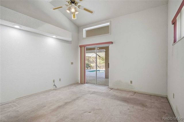 3755 W Douglasfir Circle, Beverly Hills, FL 34465