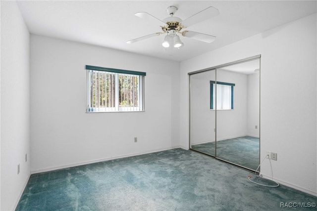 3755 W Douglasfir Circle, Beverly Hills, FL 34465