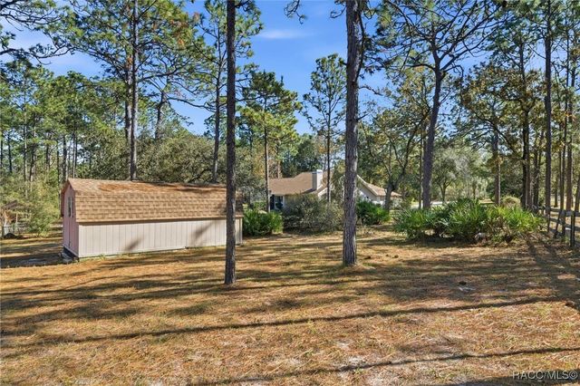 3755 W Douglasfir Circle, Beverly Hills, FL 34465