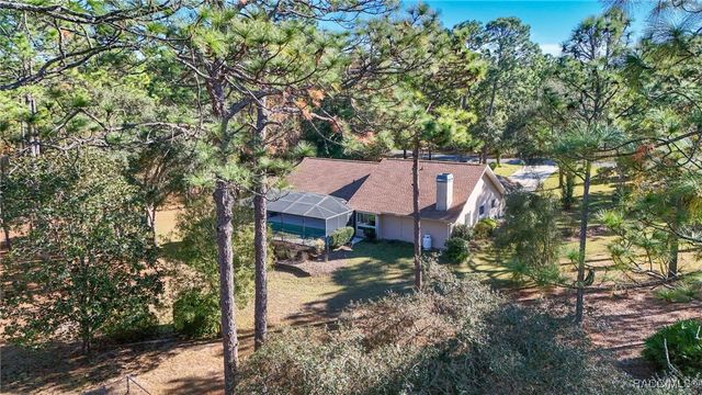 3755 W Douglasfir Circle, Beverly Hills, FL 34465