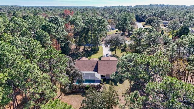 3755 W Douglasfir Circle, Beverly Hills, FL 34465