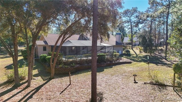 3755 W Douglasfir Circle, Beverly Hills, FL 34465