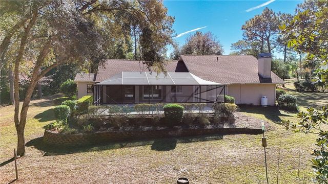 3755 W Douglasfir Circle, Beverly Hills, FL 34465