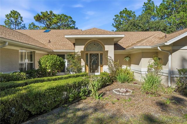 3755 W Douglasfir Circle, Beverly Hills, FL 34465