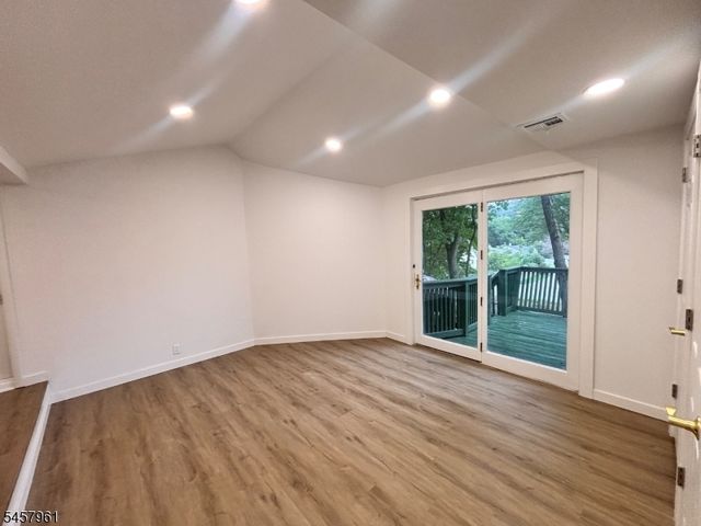 20 Garbarino Ave, Wanaque Boro, NJ 07465