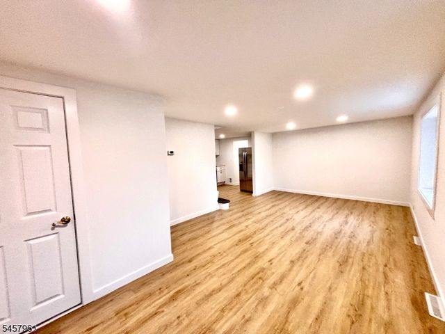 20 Garbarino Ave, Wanaque Boro, NJ 07465