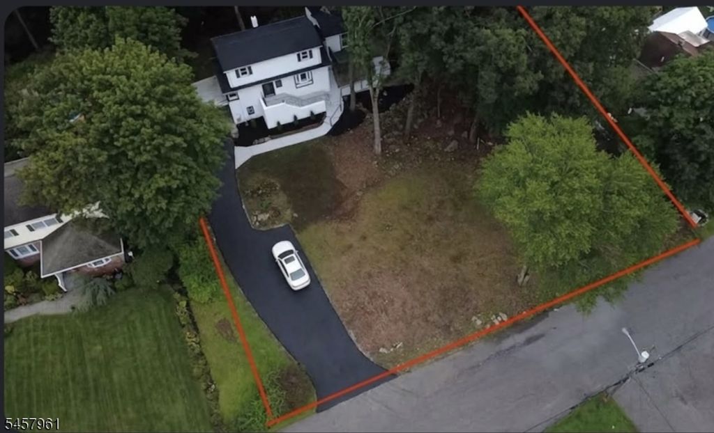 20 Garbarino Ave, Wanaque Boro, NJ 07465 — photo 2
