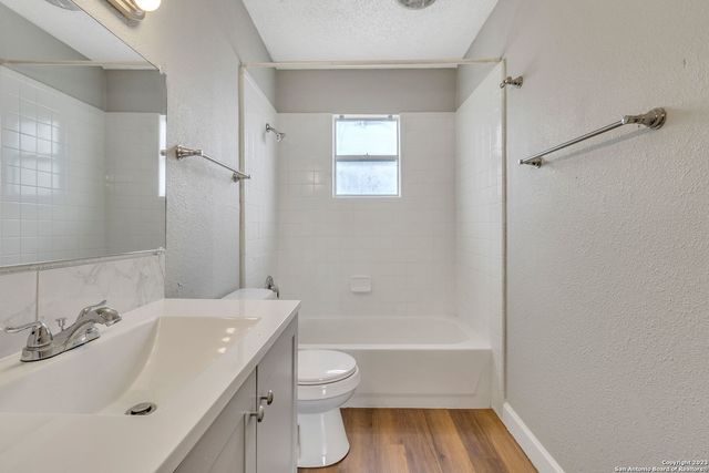 929 OBLATE DR, San Antonio, TX 78216