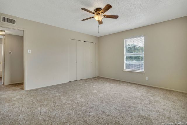 929 OBLATE DR, San Antonio, TX 78216