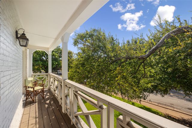 5907 E University Boulevard 201, Dallas, TX 75206