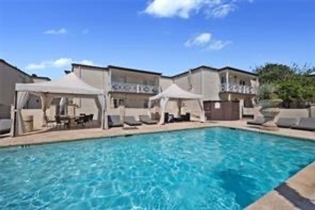 5907 E University Boulevard 201, Dallas, TX 75206