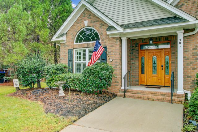 301 Renau Boulevard, Summerville, SC 29483