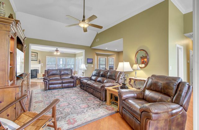 301 Renau Boulevard, Summerville, SC 29483