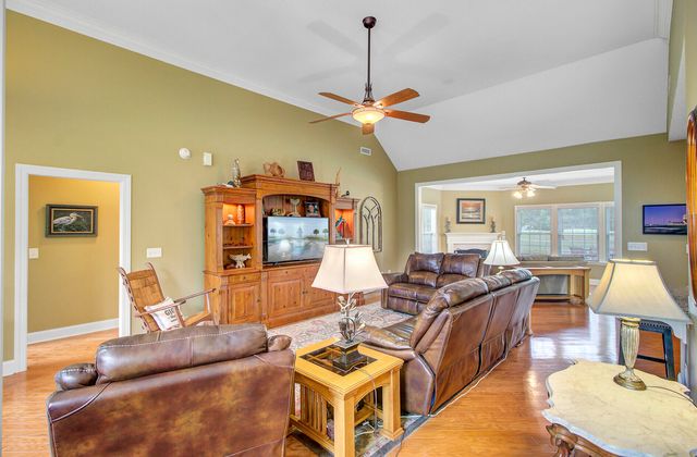 301 Renau Boulevard, Summerville, SC 29483