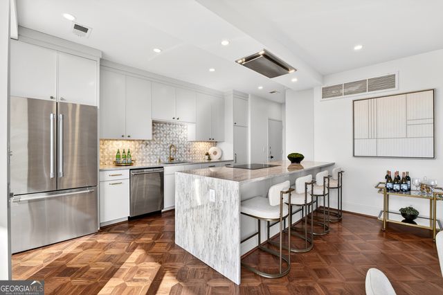 2575 Peachtree Road NE 7E, Atlanta, GA 30305