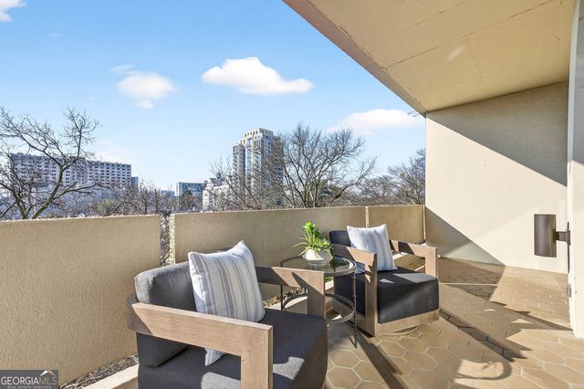 2575 Peachtree Road NE 7E, Atlanta, GA 30305