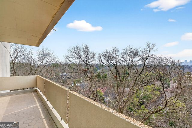 2575 Peachtree Road NE 7E, Atlanta, GA 30305