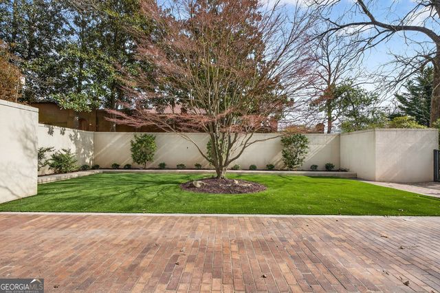 2575 Peachtree Road NE 7E, Atlanta, GA 30305