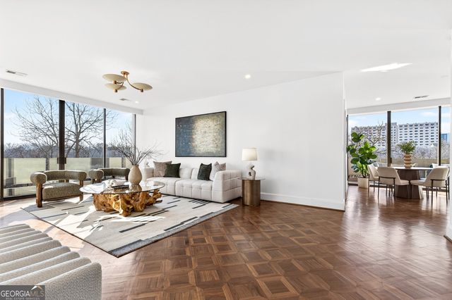 2575 Peachtree Road NE 7E, Atlanta, GA 30305