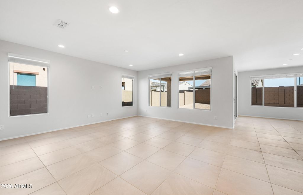 6377 W Eagle Way, Florence, AZ 85132 — photo 5