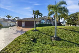 1422 SW 16th TER, Cape Coral, FL 33991