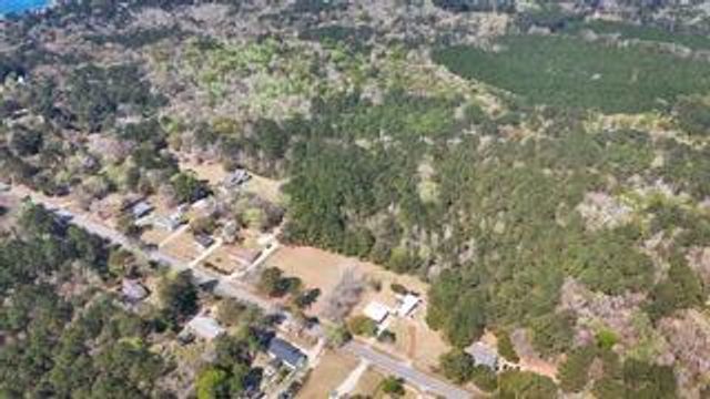 5176 Seewee Road, Awendaw, SC 29429