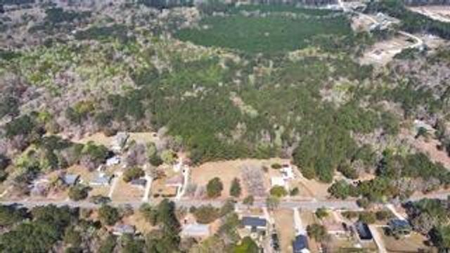 5176 Seewee Road, Awendaw, SC 29429