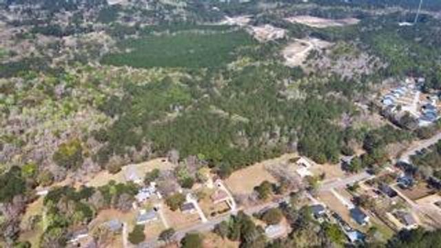 5176 Seewee Road, Awendaw, SC 29429