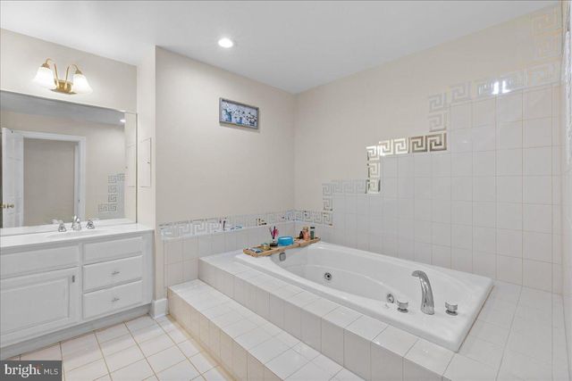 47 GOVERNORS LN, Princeton, NJ 08540