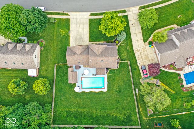 2068 Aspen Drive, Avon, IN 46123