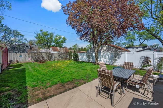 916 N Roberta Avenue, Melrose Park, IL 60164