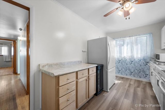 916 N Roberta Avenue, Melrose Park, IL 60164
